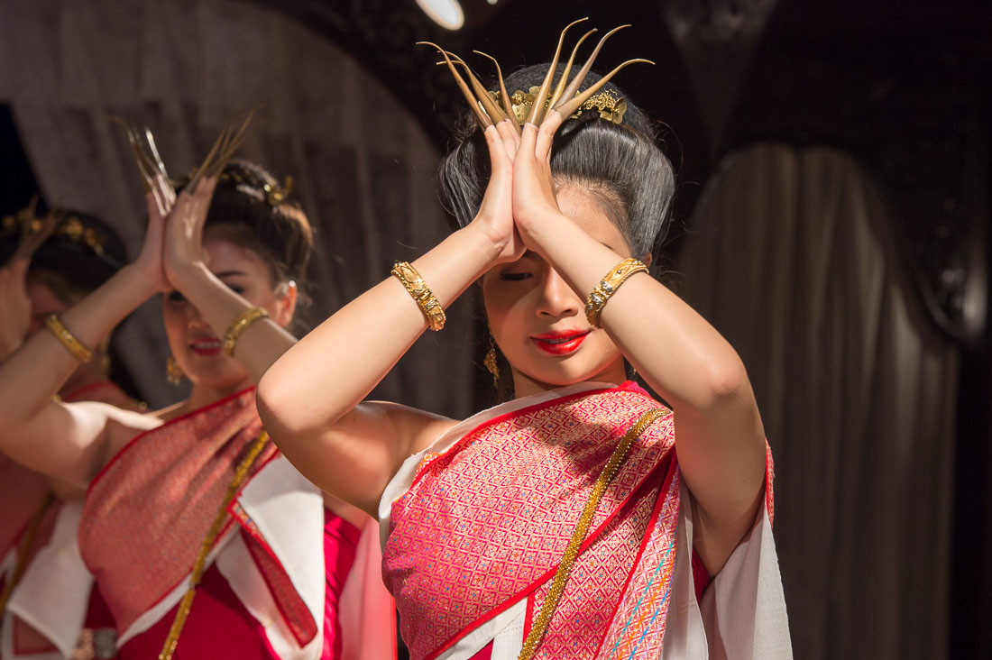 Performing a traditional dance wearing Thai costumes, Chiang Mai, Kingdom of Thailand, Indochina, South East Asia.