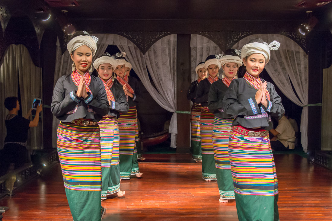 Performing a traditional dance wearing Thai costumes, Chiang Mai, Kingdom of Thailand, Indochina, South East Asia.