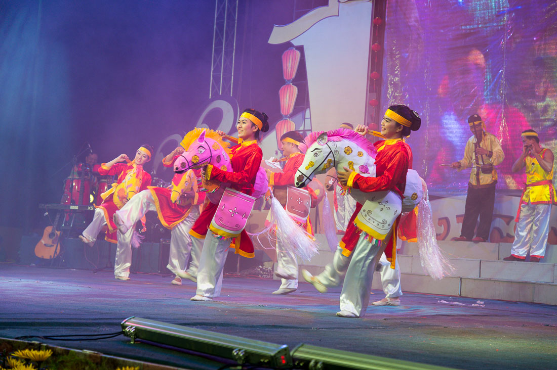 Folkloristic dances for 2014 lunar New Year Tet celebration, Hoi An, Quang Nam Province, Viet Nam, Indochina, South East Asia.