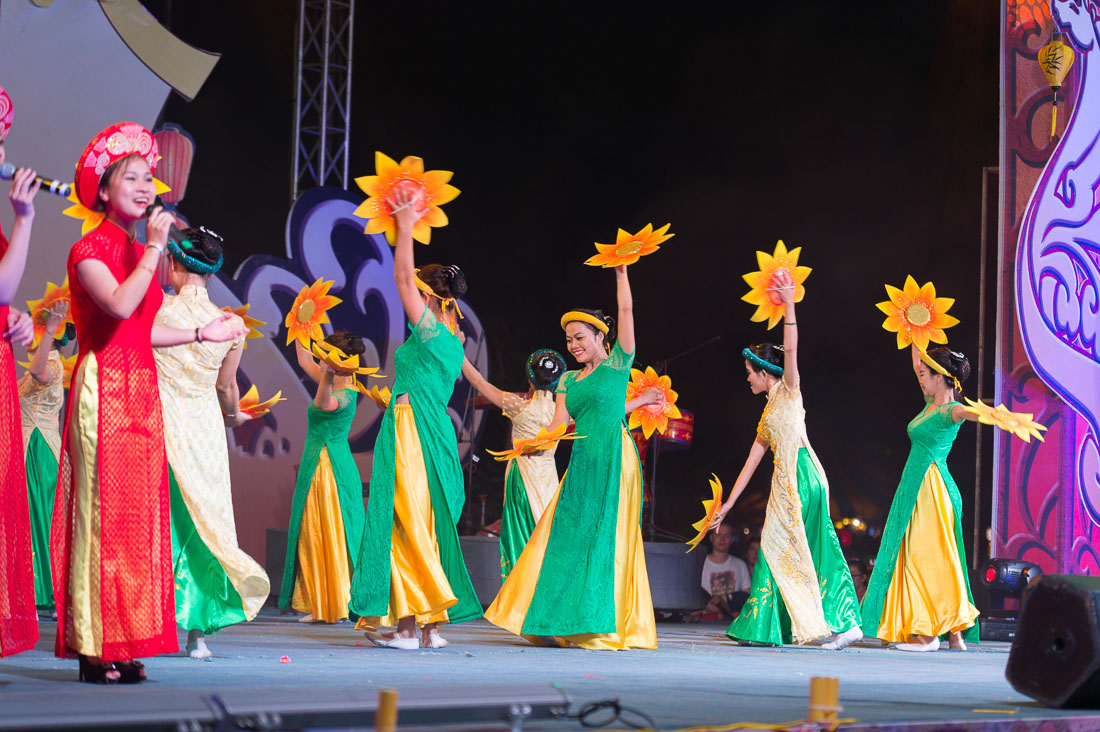 Folkloristic dances for 2014 lunar New Year Tet celebration, Hoi An, Quang Nam Province, Viet Nam, Indochina, South East Asia.