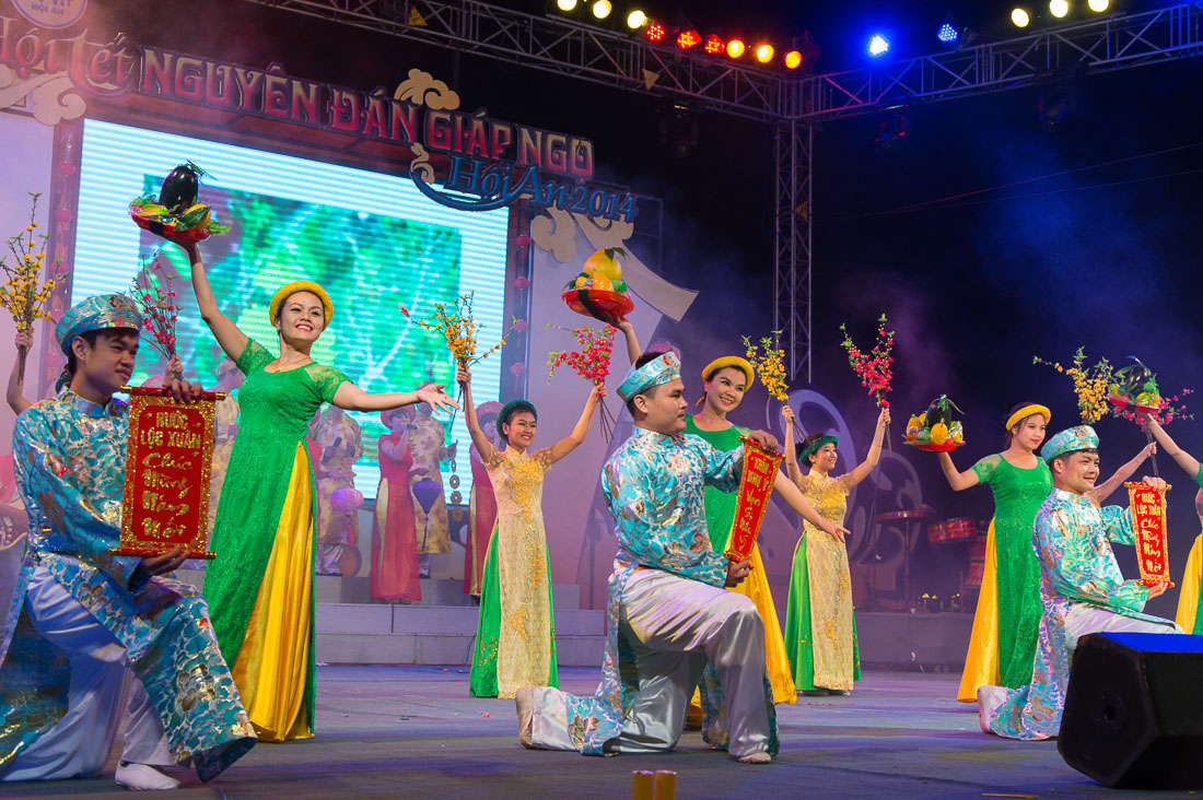 Folkloristic dances for 2014 lunar New Year Tet celebration, Hoi An, Quang Nam Province, Viet Nam, Indochina, South East Asia.