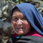 Old woman wearing a traditional costume, isla Taquile, Lago Titicaca, Peru, South America